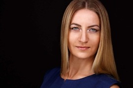 Headshot of ElenaPhoto by: http://pro-snaps.stream/